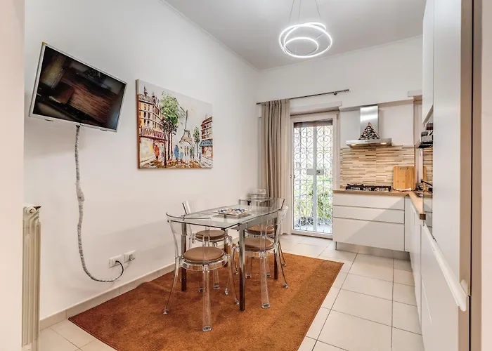Maison Sofia Apartment *